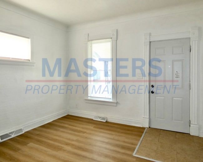 Photo - 225 Palmer St