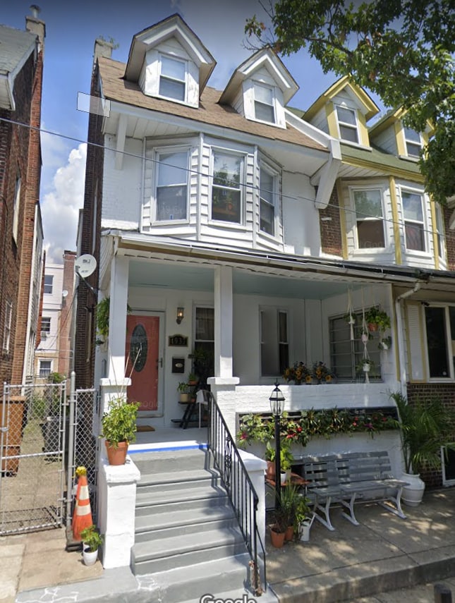 Front - 4937 Chancellor St