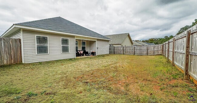 Photo - 181 Red Tail Cir