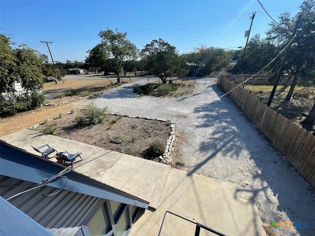 Photo - 1522 Cattail