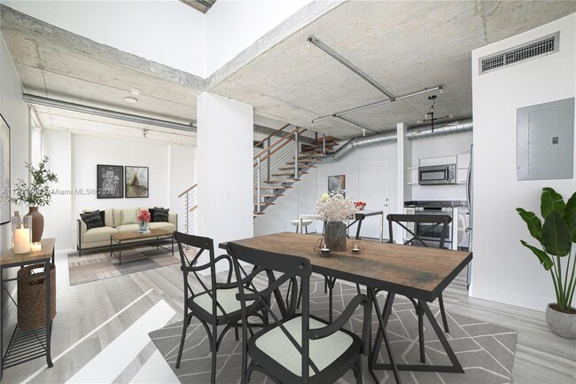 Photo - 690 SW 1st Ct Unidad 2924 Rental
