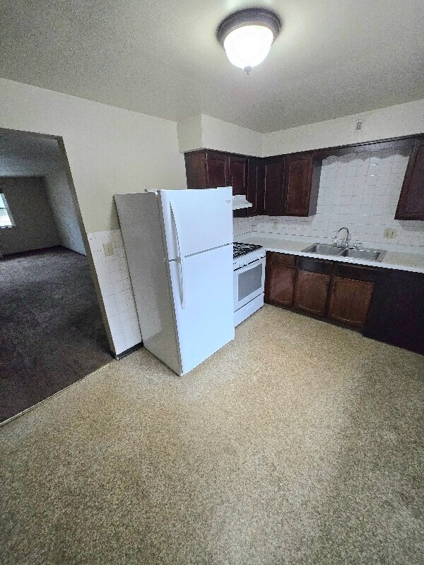 Photo - 8260 Southern Blvd