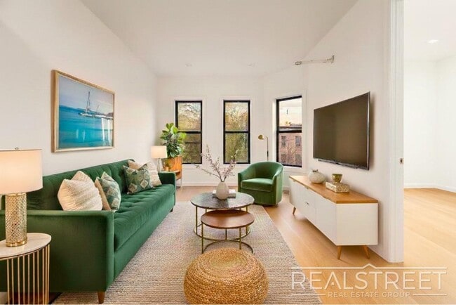 Stylish 1-Bedroom Apartment with Modern Amenities in Bed-Stuy - Stylish 1-Bedroom Apartment with Modern Amenities in Bed-Stuy