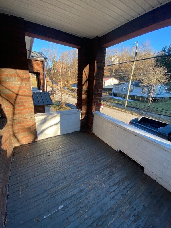 Photo - 111 Ramsey St