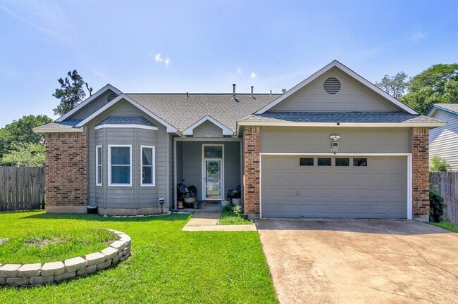 Building Photo - 709 Sapling Cove