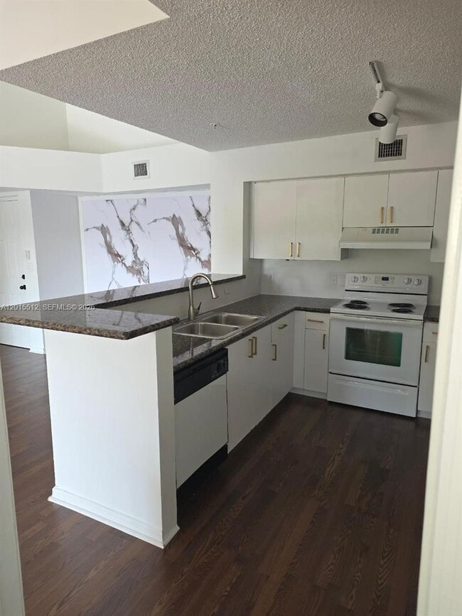 Photo - 12118 St.Andrews Pl Unit 304