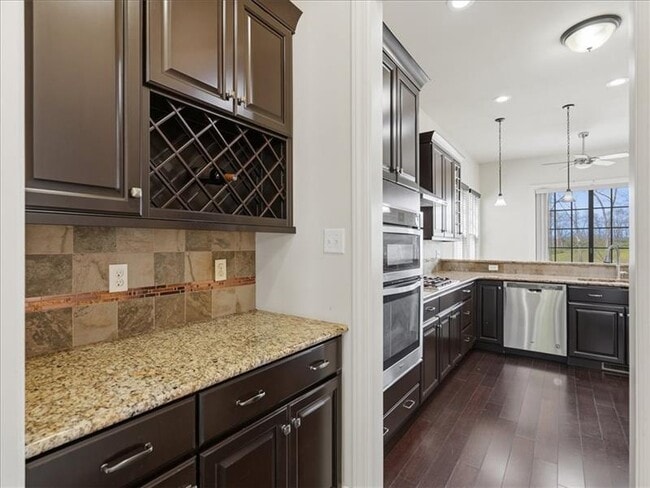 Photo - 269 Venango Trail