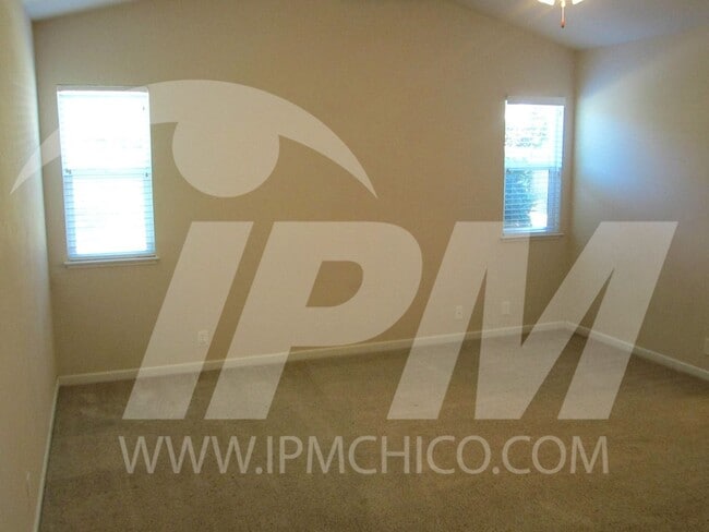 Photo - 2608 Doral Way