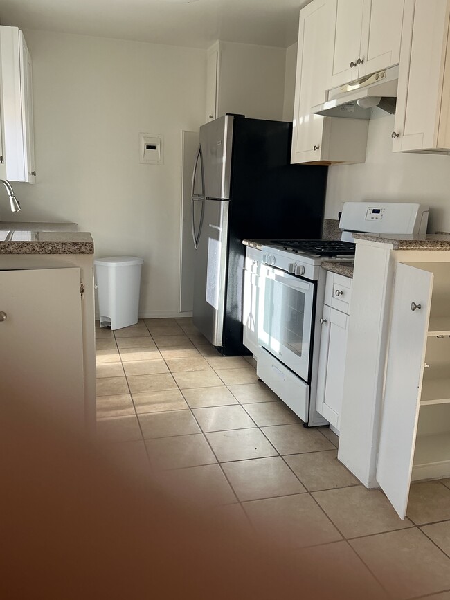 Photo - 834 7th St Unit 6