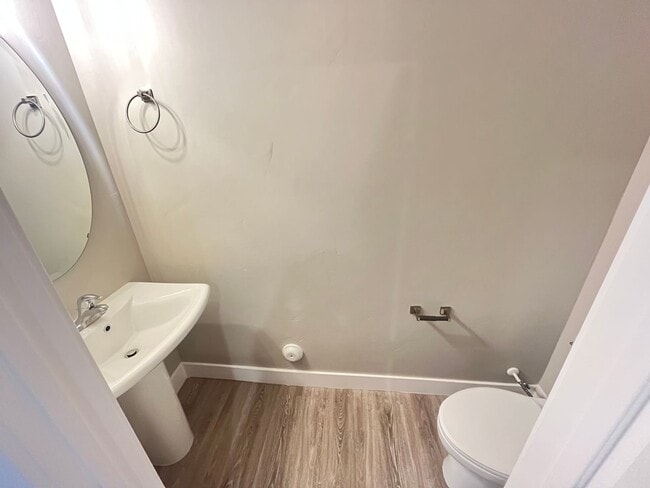 Photo - Cedar Bend End Unit