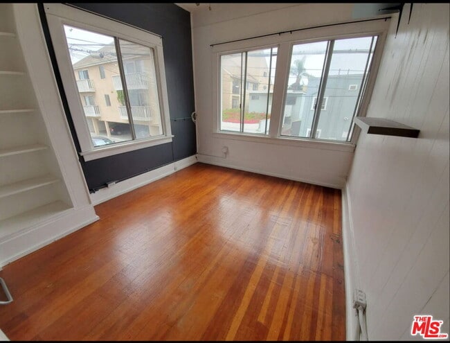 Photo - 30 Dudley Ave Unit 12