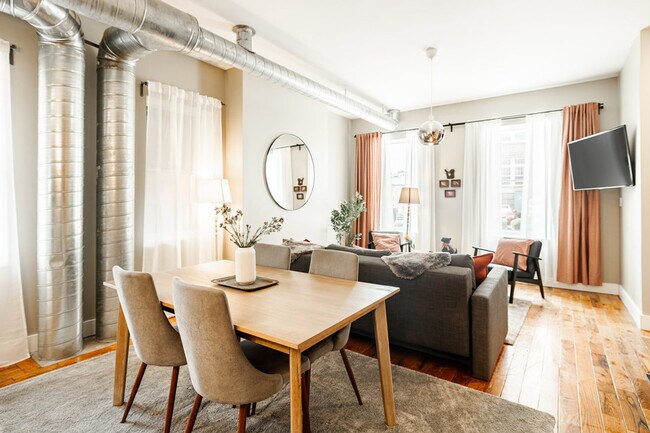 1304 Broadway-SI ID1056031P
