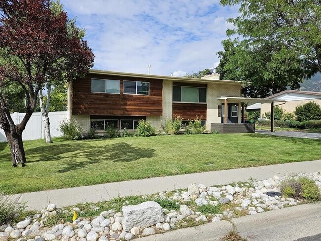 Photo - 2809 Banbury Rd