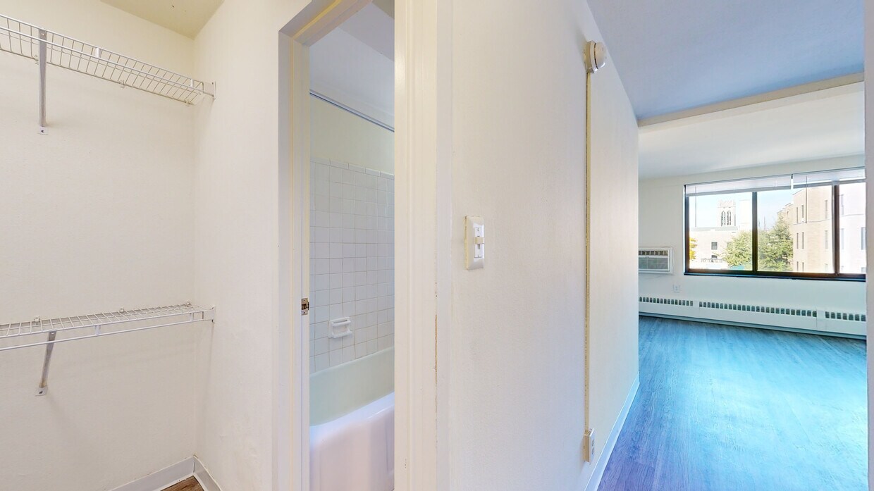 Photo - Loring Park Flats Apartments