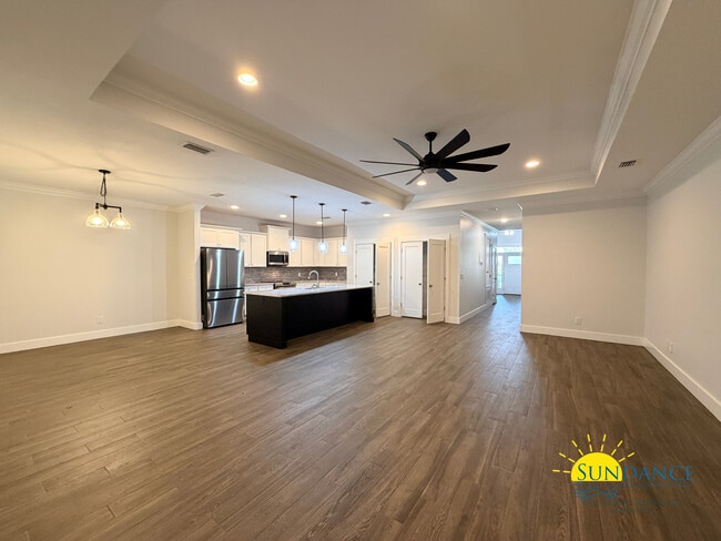Photo - 1510 Ponderosa Rd W