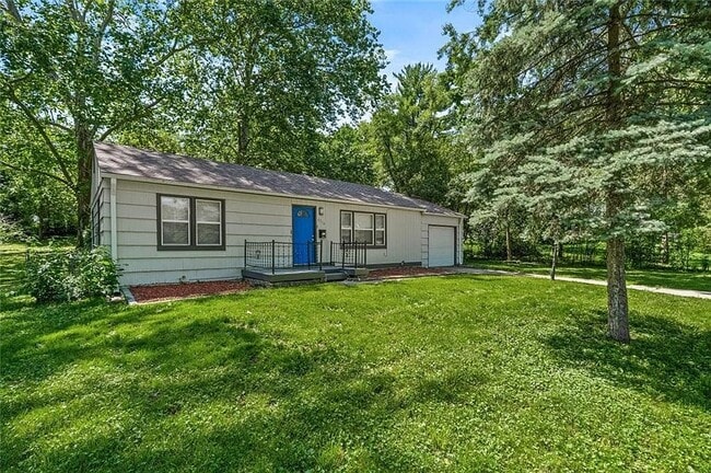 Photo - 8710 Craig Dr