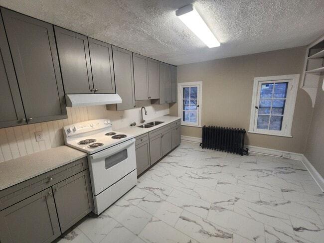 Photo - 651 Lincoln Way W Unit 651 LWW Apt. 2