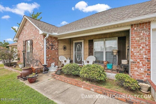 Photo - 172 Cedar Spring Cir