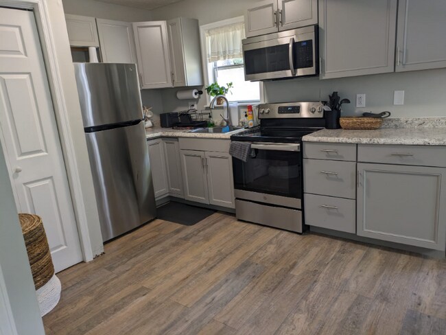 Photo - 8963 Deerfield Rd