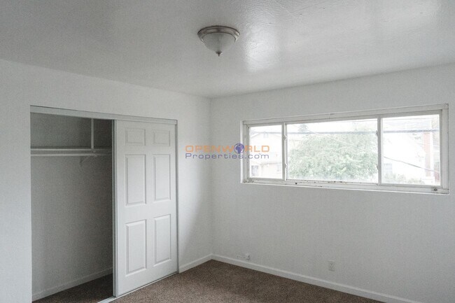 2678 79th Ave Unit B