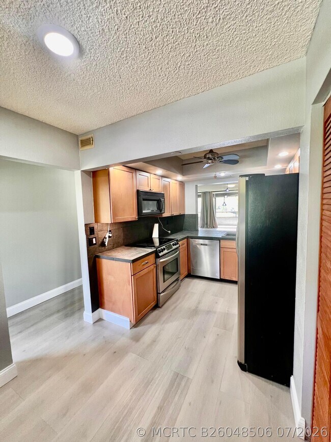 Photo - 1850 Homewood Blvd Unit 207