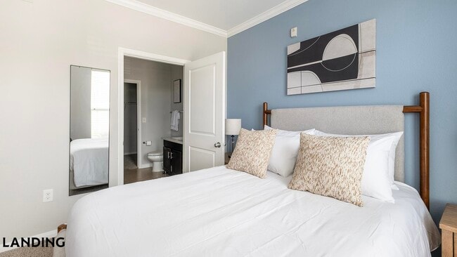 14807 Woodland Hills Dr Unit 2202