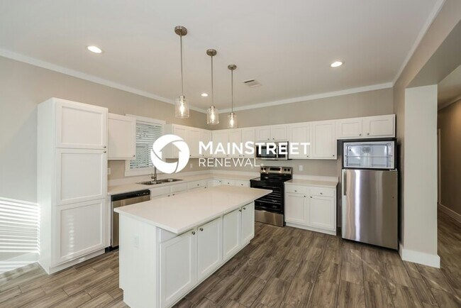 Photo - 4 Bedroom Pet-Friendly Home in Dallas, TX ...