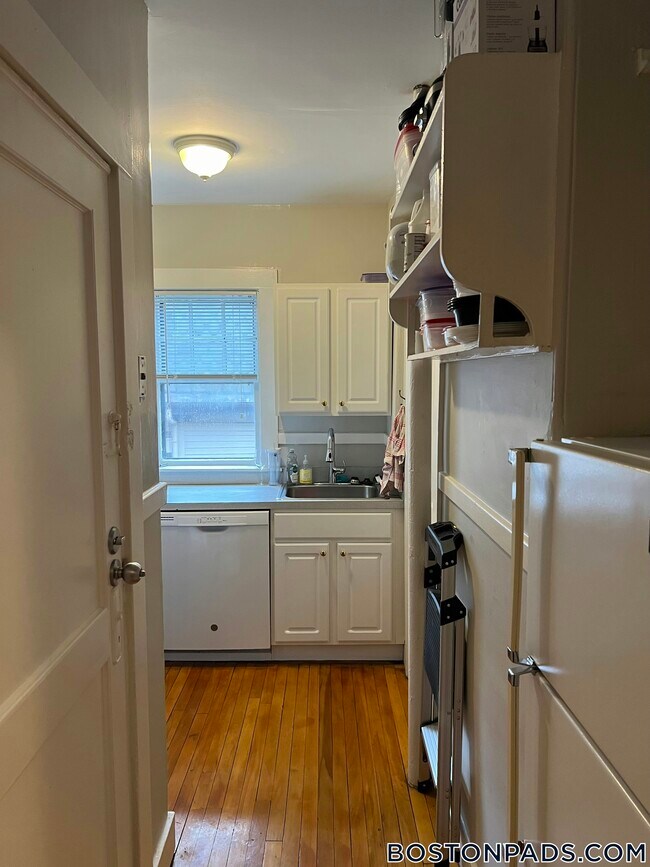 Photo - 11 Story St Unit 32