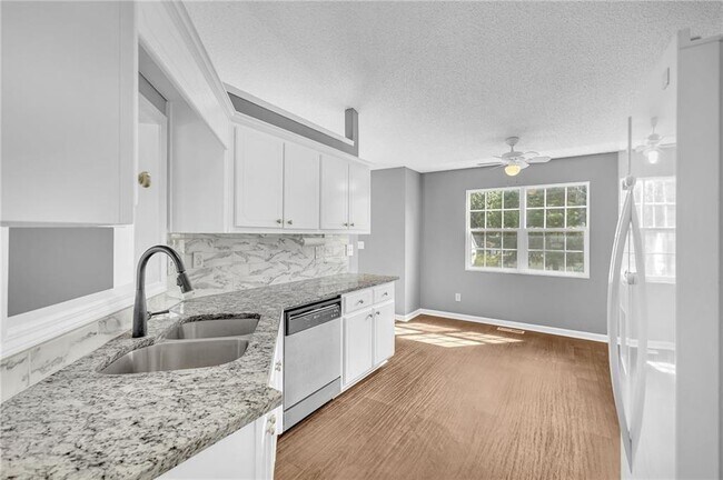 Photo - 226 Ashland Creek Ct