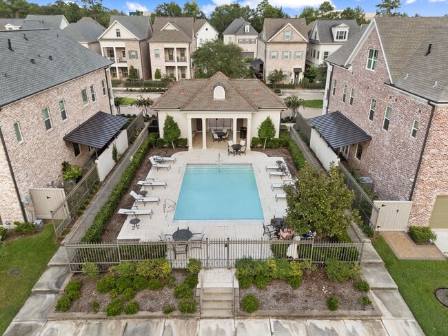 Photo - 114 Magnolia Grn St