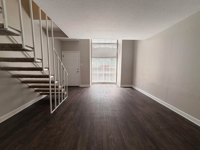 Photo - Casa Colinas Apartments