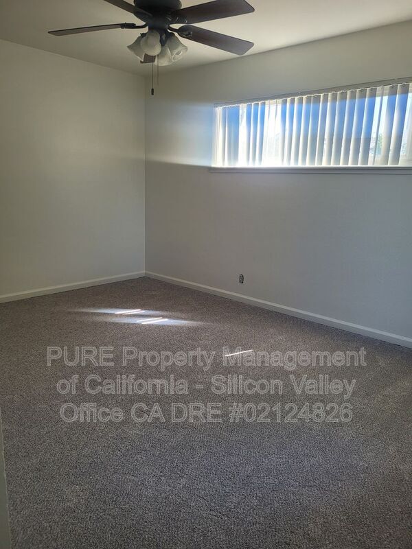 Photo - 4860 Clydelle Ave