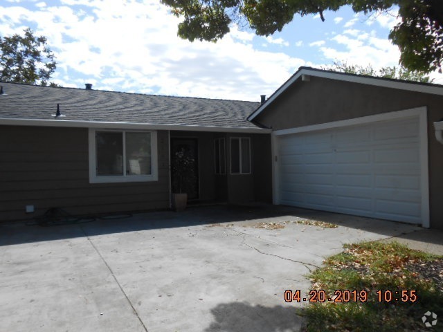 Building Photo - 3 bed, 2 bath Pittsburg home near Bart