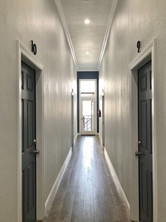 Photo - 518 7th St Unit 12