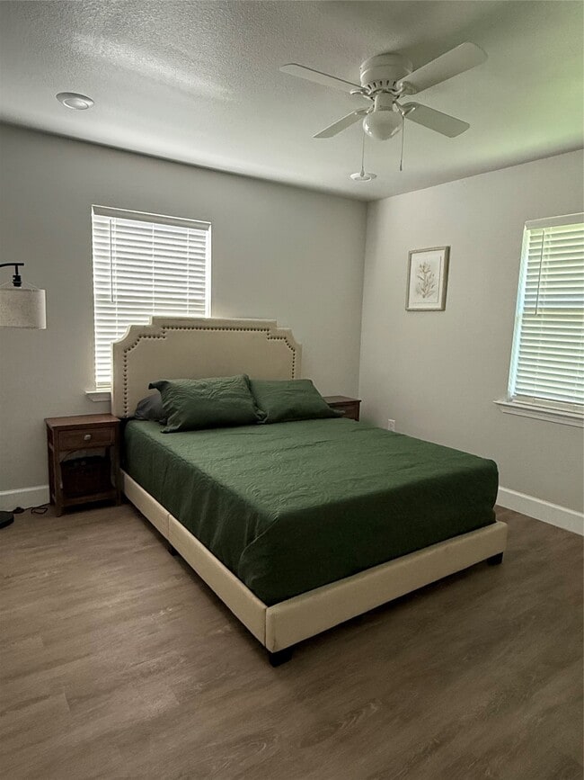 Photo - 3610 Newton Dr