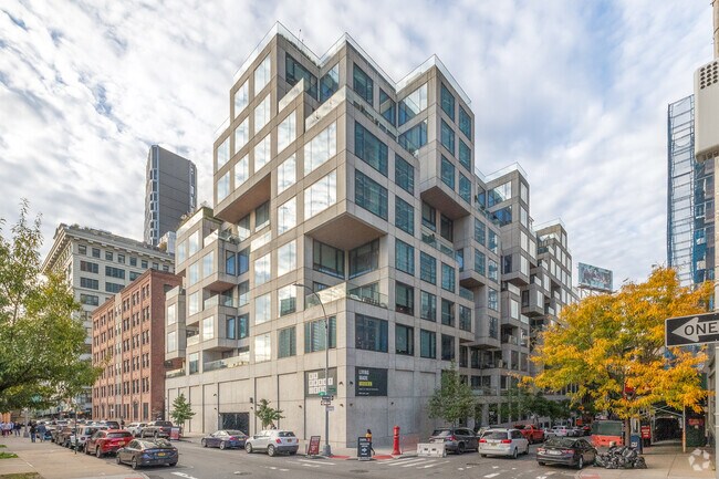 98 Front St - 98 Front Condominiums