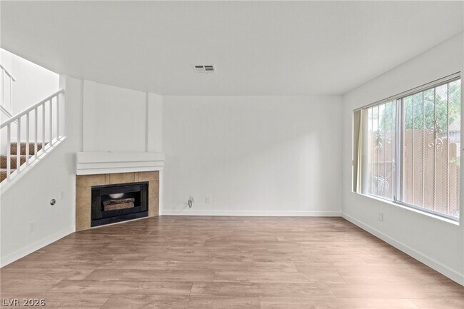 Photo - 2212 Silver Pine Dr