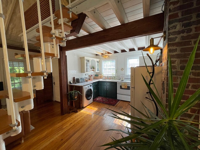 Exquisite lofted studio - Exquisite lofted studio