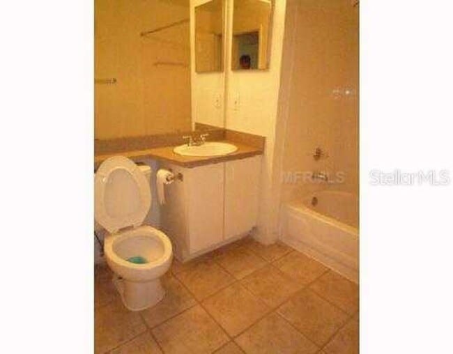 Photo - 8915 Latrec Ave