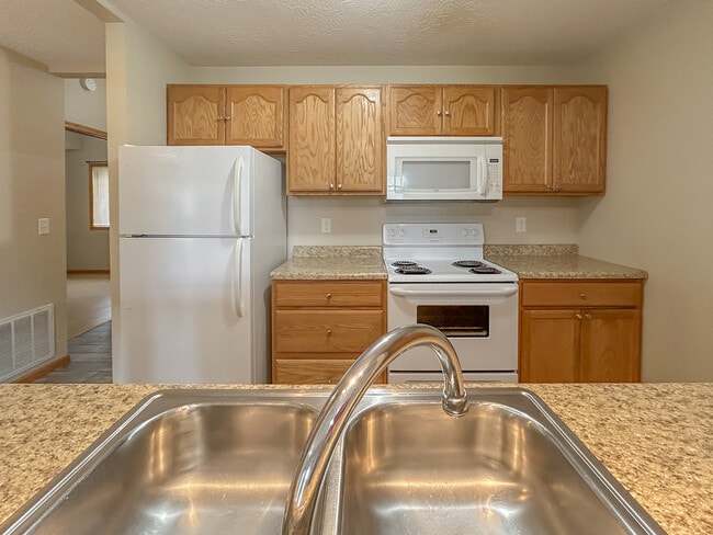 Photo - 101 E Rose St Unidad 4