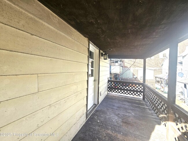 Photo - 125 N River St Apartment