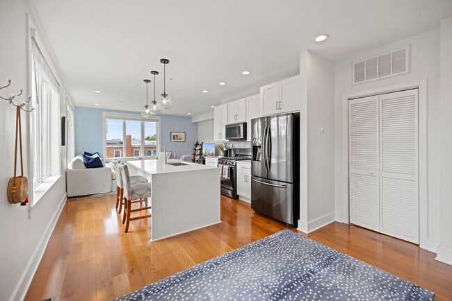 Photo - Totally Awesome in Trinidad! 3 bed + 2.5 B...