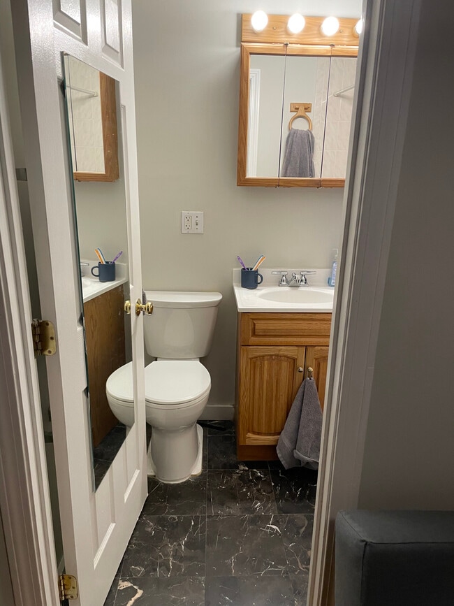 Photo - 57 Gainsborough St