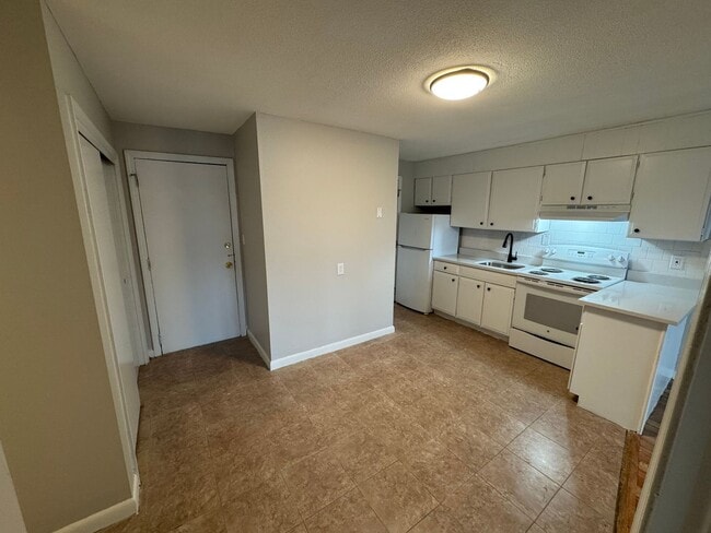 Photo - 50 Danbury Dr Unit 22