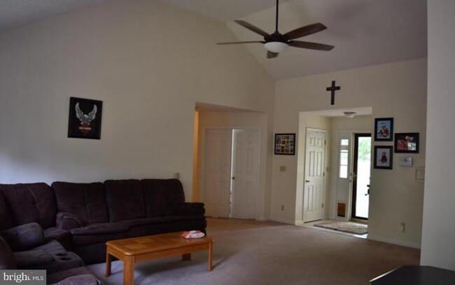 Building Photo - 808 Chantilly Ln