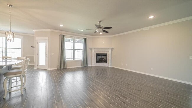 Photo - 1222 Bradley St