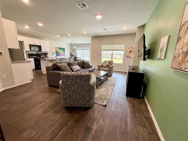 Photo - 6013 Brocade Dr