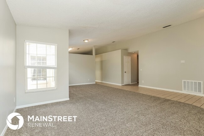 Photo - 8664 Wellington Loop