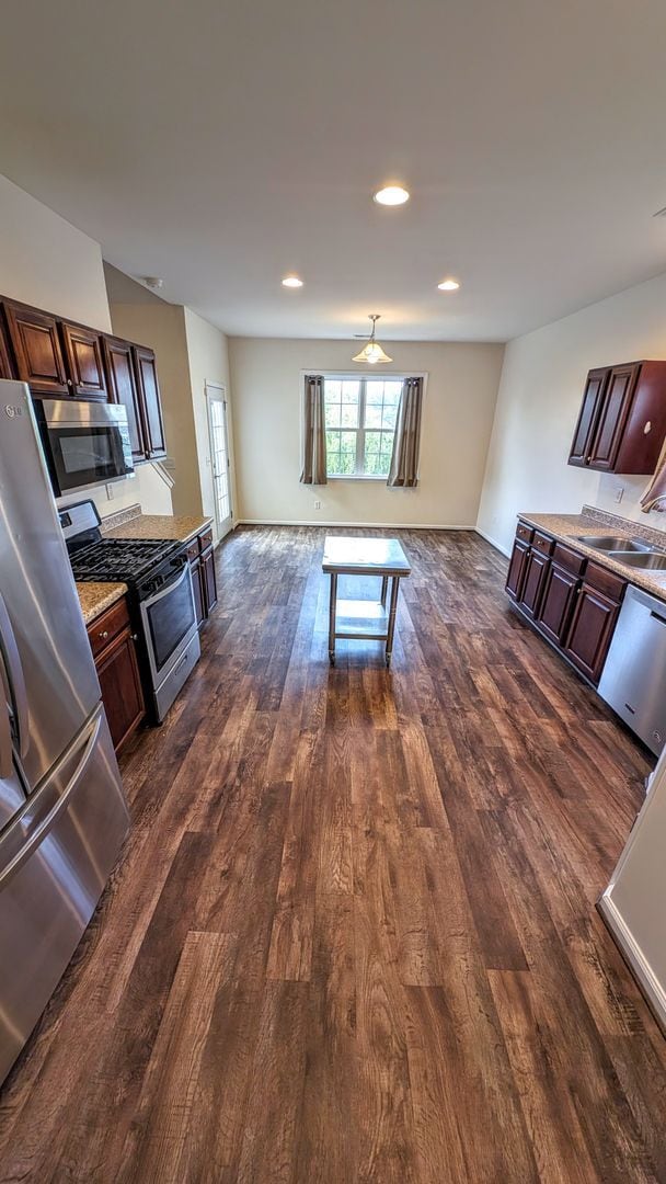 Photo - 3/2.5 House in Arden Near Long Shoals Exit