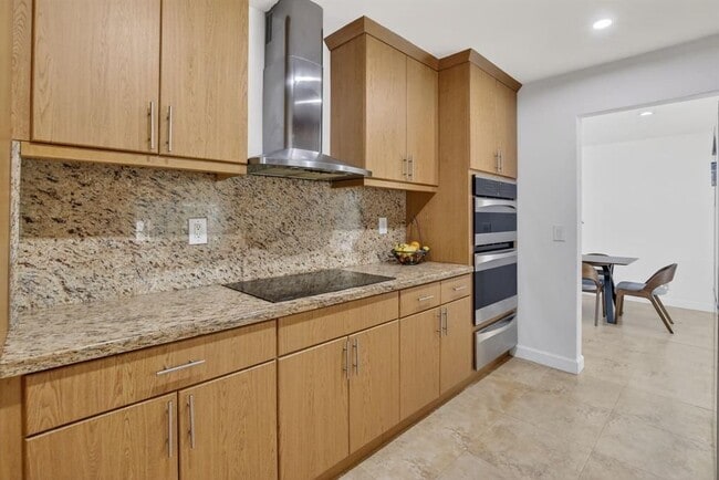 Photo - 7000 Plantation Rd